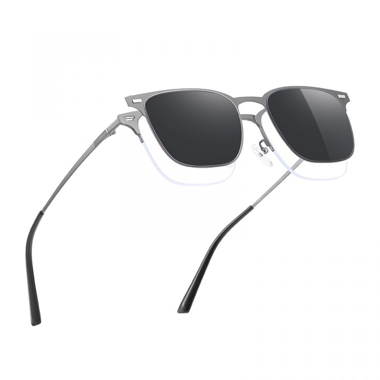 clip on glasses184A1465