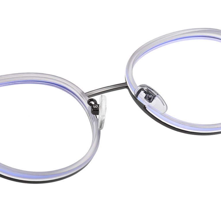 clip on glassesFW8A8362