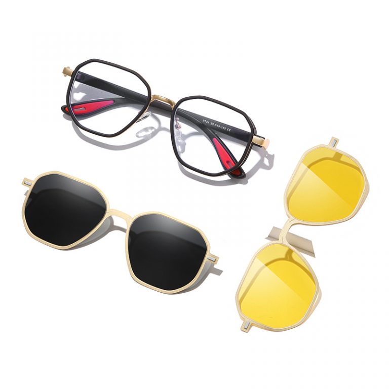 clip on glassesFW8A8376